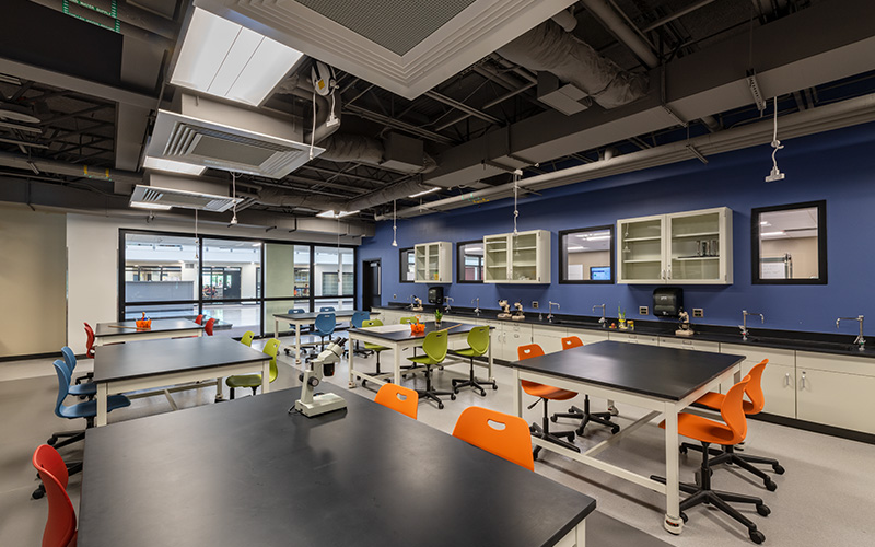 SD201 High School Science Labs – Vision Construction & Consulting