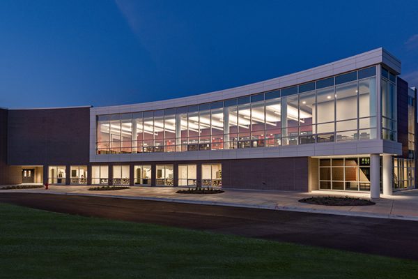6.-MW---Freshman-Dining_Dusk